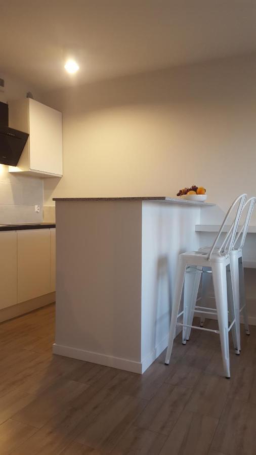 Apartament Wsrod 1000Cy Swiatel - Z Parkingiem W Hali Garazowej- Duzy Balkon Z Lezakami - Piekny Widok Noca Na Panorame Tysiaclecia Katoviçe Dış mekan fotoğraf