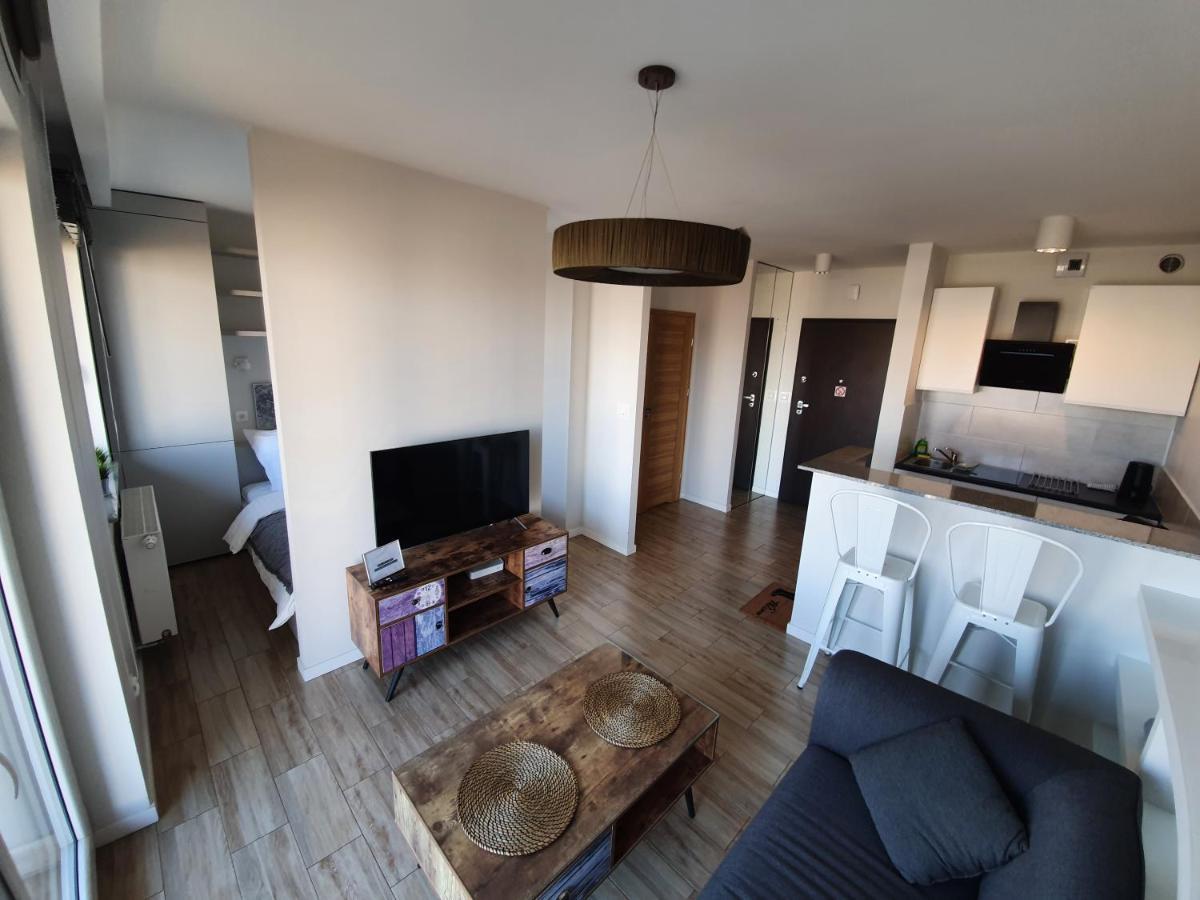 Apartament Wsrod 1000Cy Swiatel - Z Parkingiem W Hali Garazowej- Duzy Balkon Z Lezakami - Piekny Widok Noca Na Panorame Tysiaclecia Katoviçe Dış mekan fotoğraf