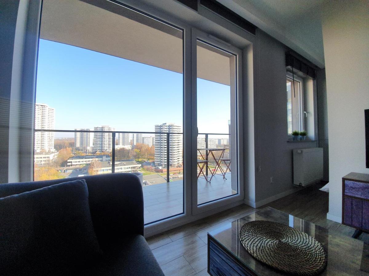 Apartament Wsrod 1000Cy Swiatel - Z Parkingiem W Hali Garazowej- Duzy Balkon Z Lezakami - Piekny Widok Noca Na Panorame Tysiaclecia Katoviçe Dış mekan fotoğraf