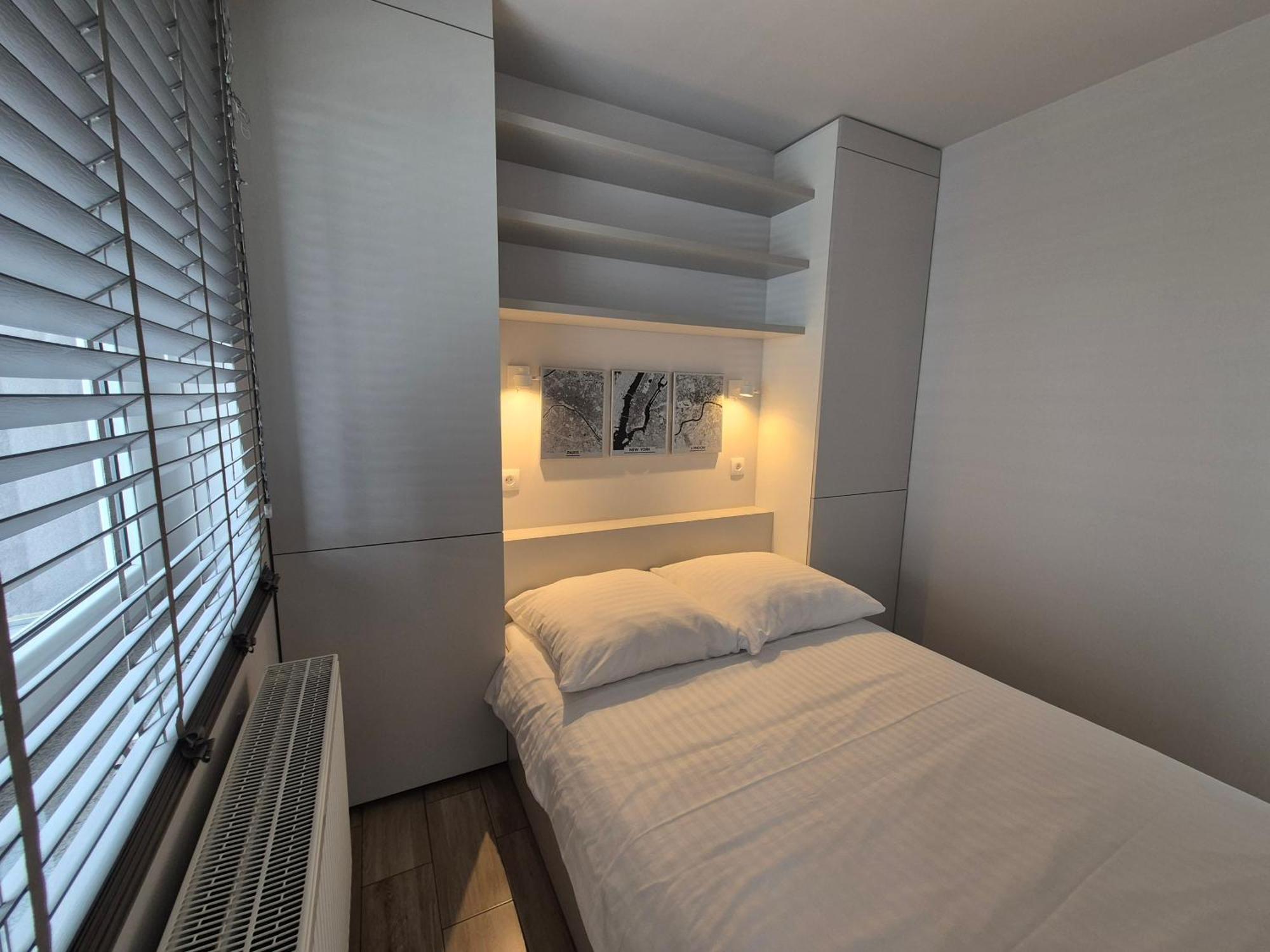 Apartament Wsrod 1000Cy Swiatel - Z Parkingiem W Hali Garazowej- Duzy Balkon Z Lezakami - Piekny Widok Noca Na Panorame Tysiaclecia Katoviçe Dış mekan fotoğraf
